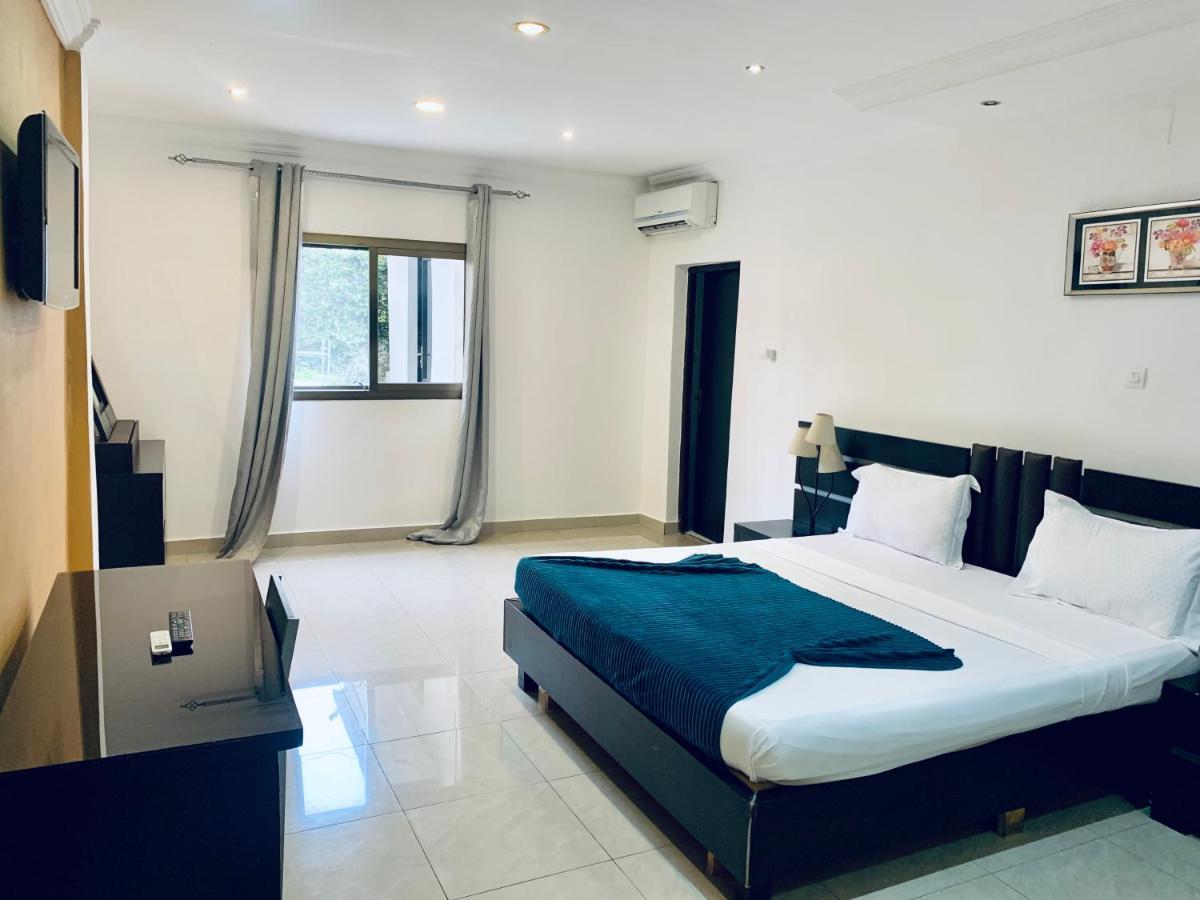 Class Hotel Brazzaville Zewnętrze zdjęcie