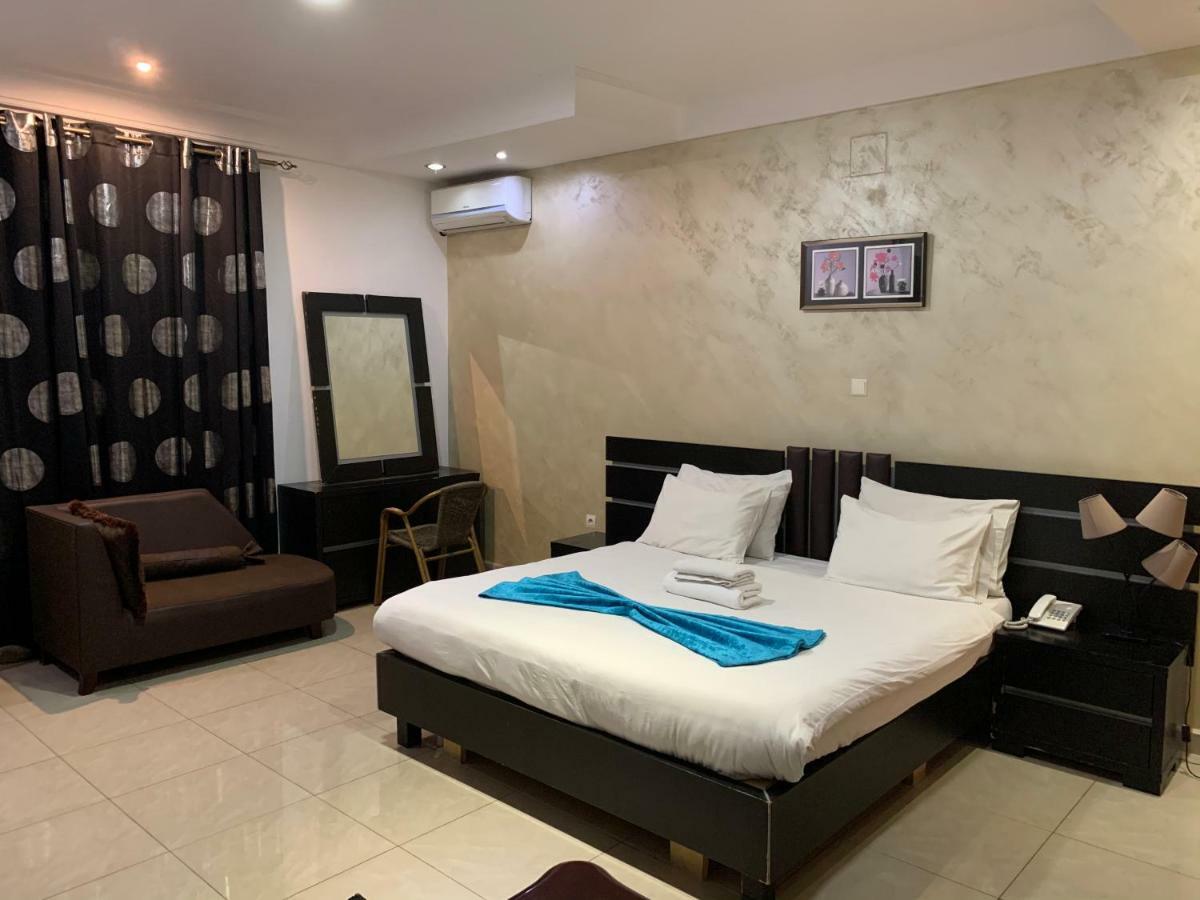 Class Hotel Brazzaville Zewnętrze zdjęcie